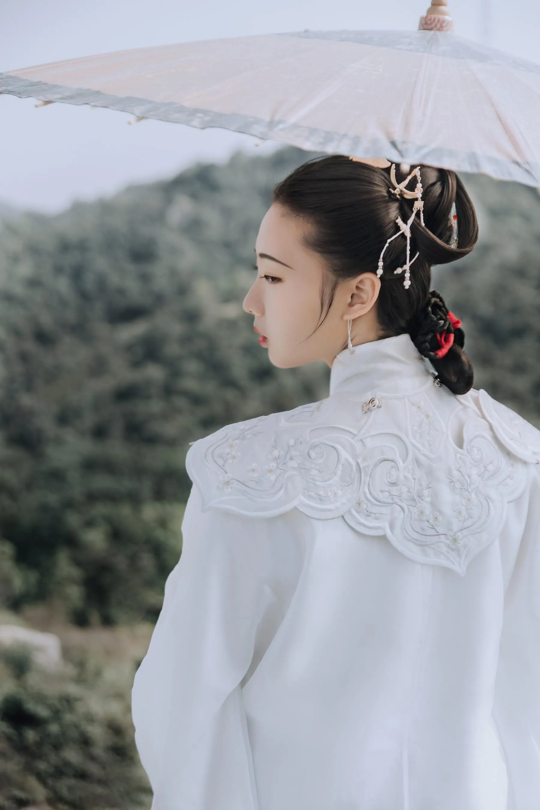 [YITUYU艺图语]2021.09.04 望归尘 杍愉 [24P]插图1